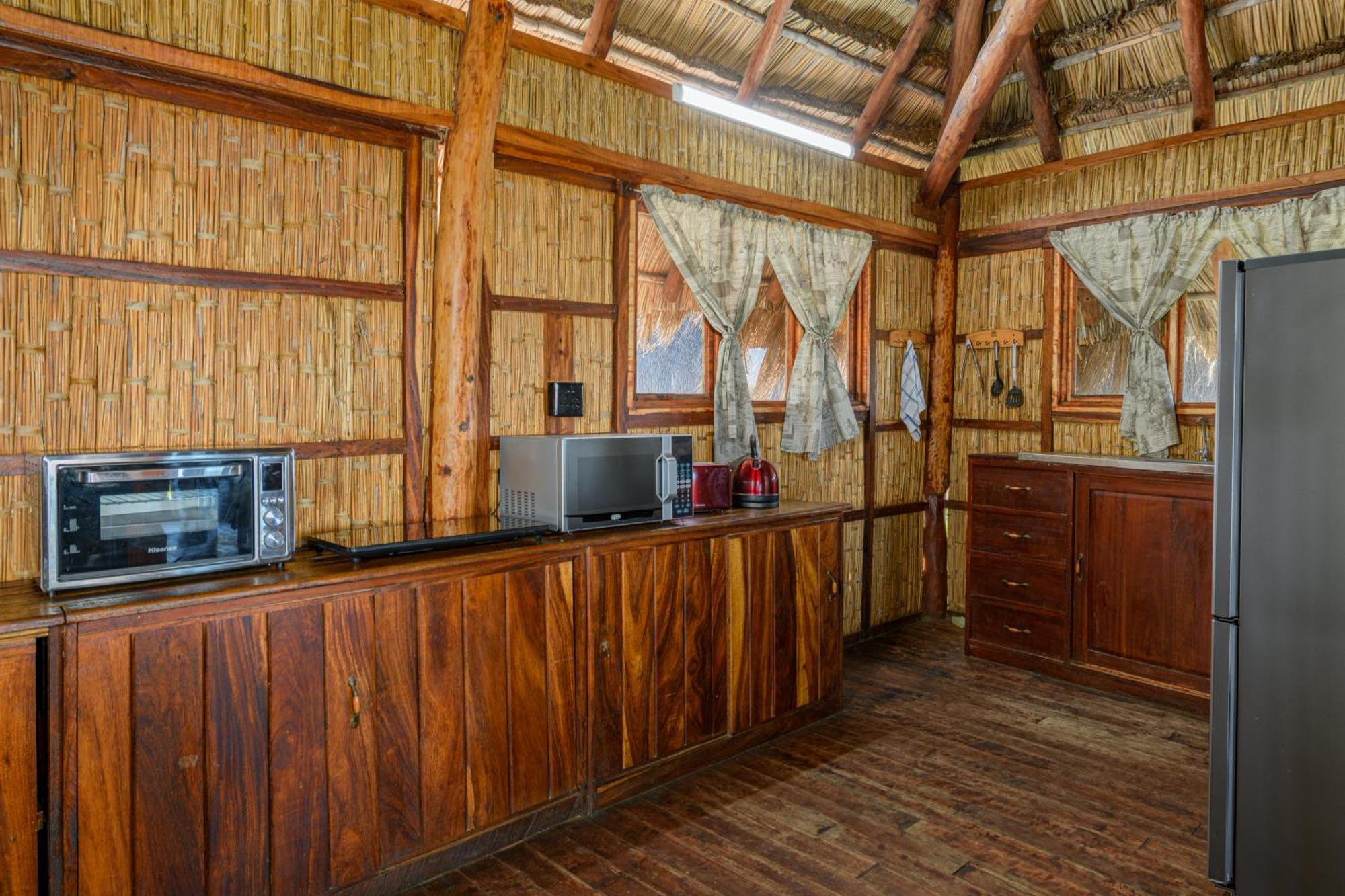 Ocean Pearl Beach Lodge فيلانكولوس المظهر الخارجي الصورة
