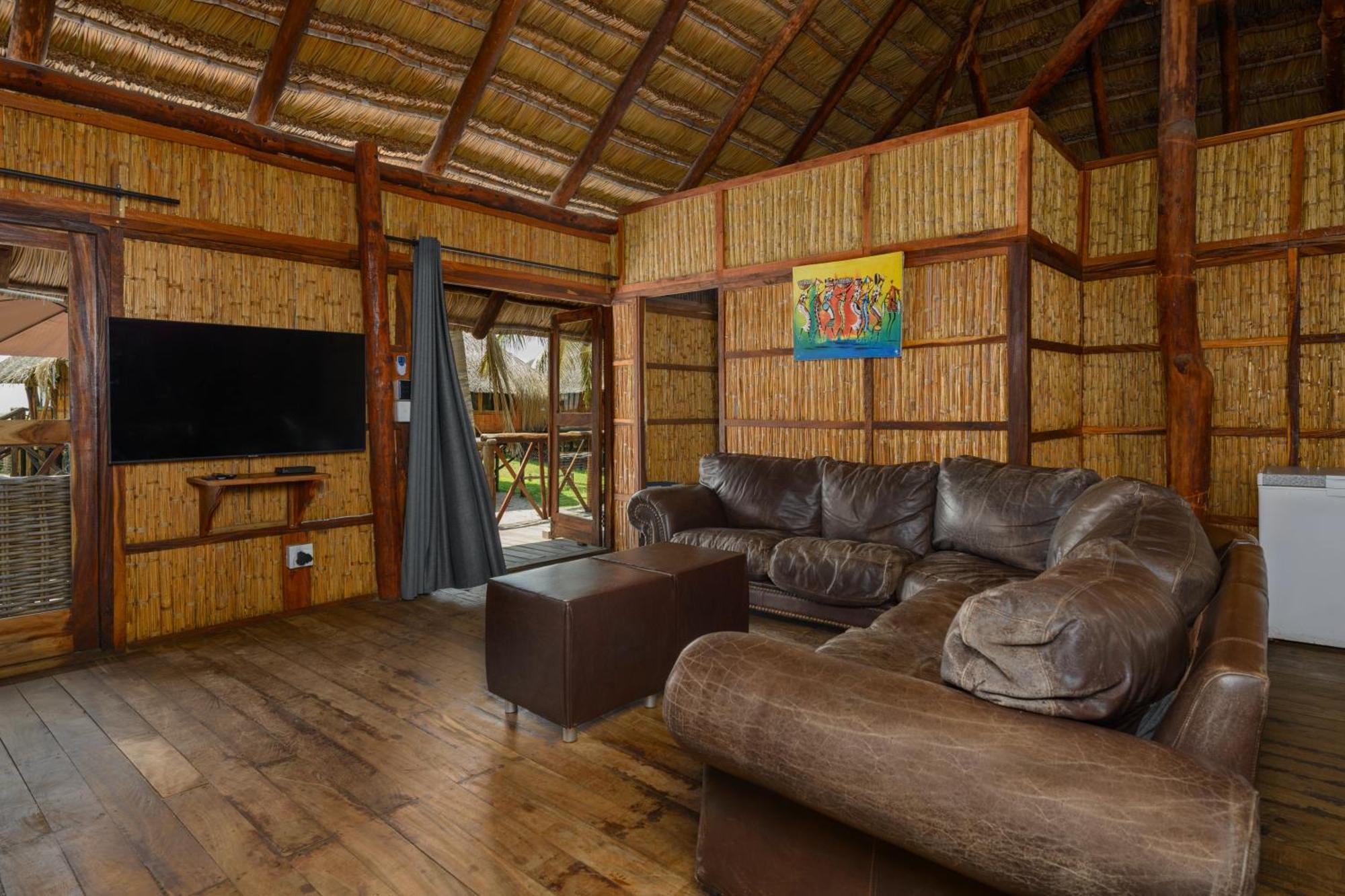 Ocean Pearl Beach Lodge فيلانكولوس المظهر الخارجي الصورة